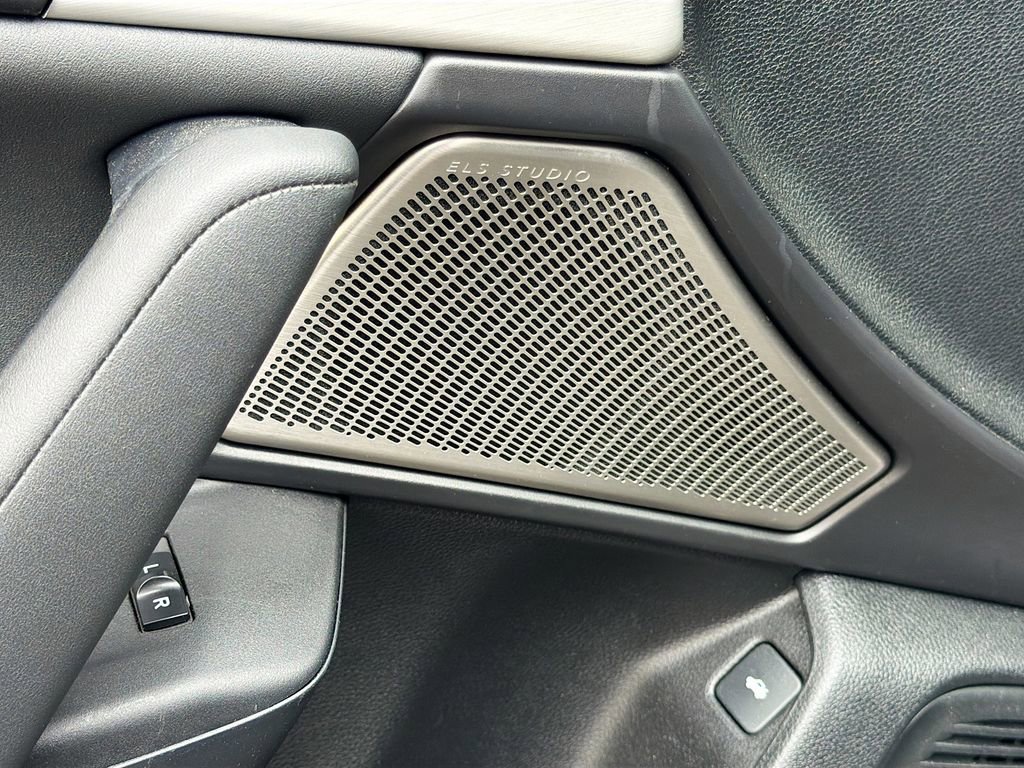 Used 2023 Acura TLX w/ Technology Package FWD image 19