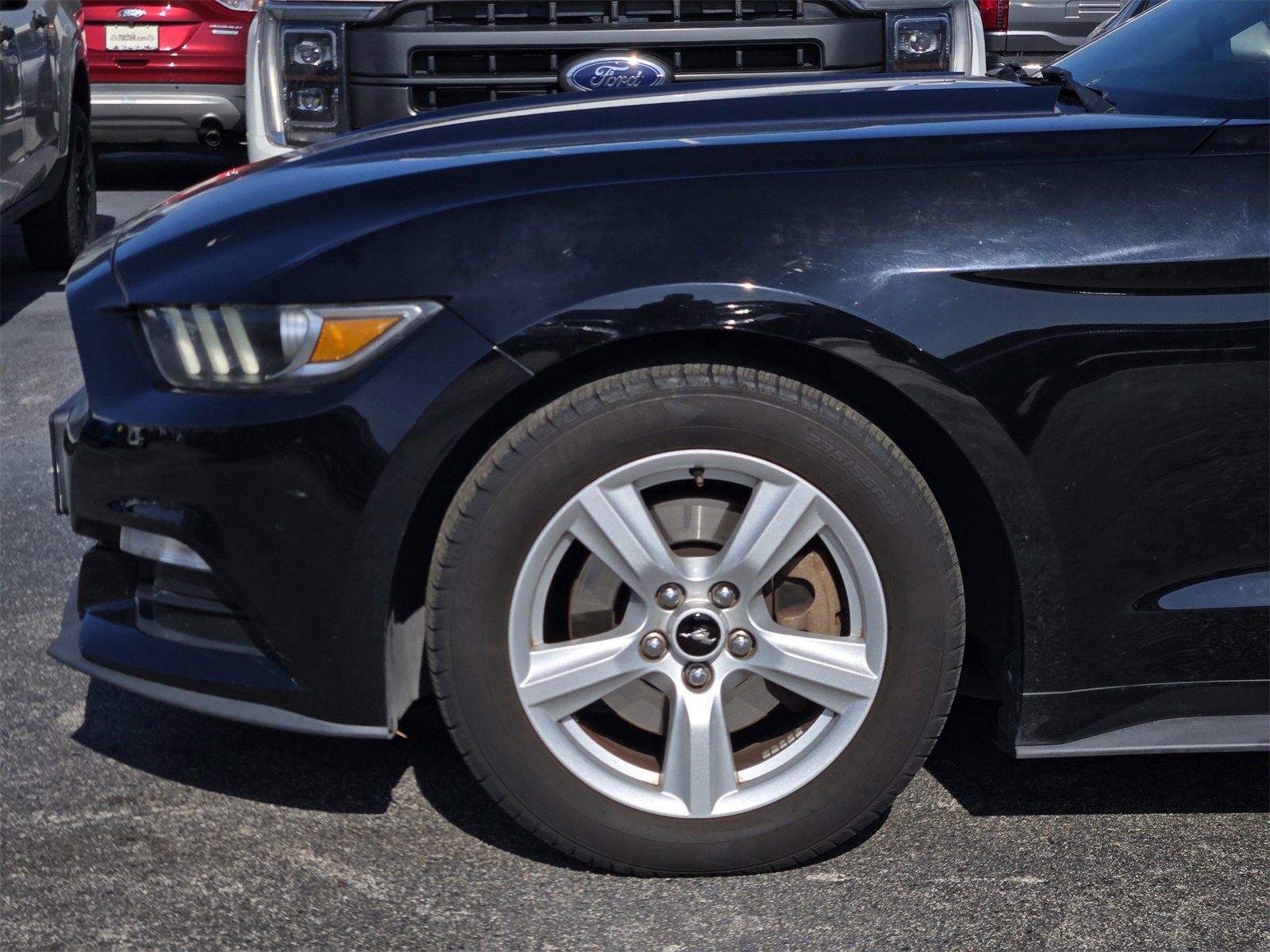 Used 2015 Ford Mustang Coupe image 8