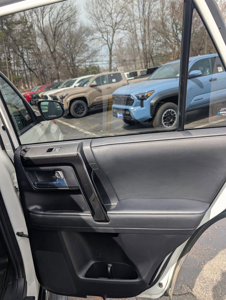 Used 2020 Toyota 4Runner Nightshade image 18