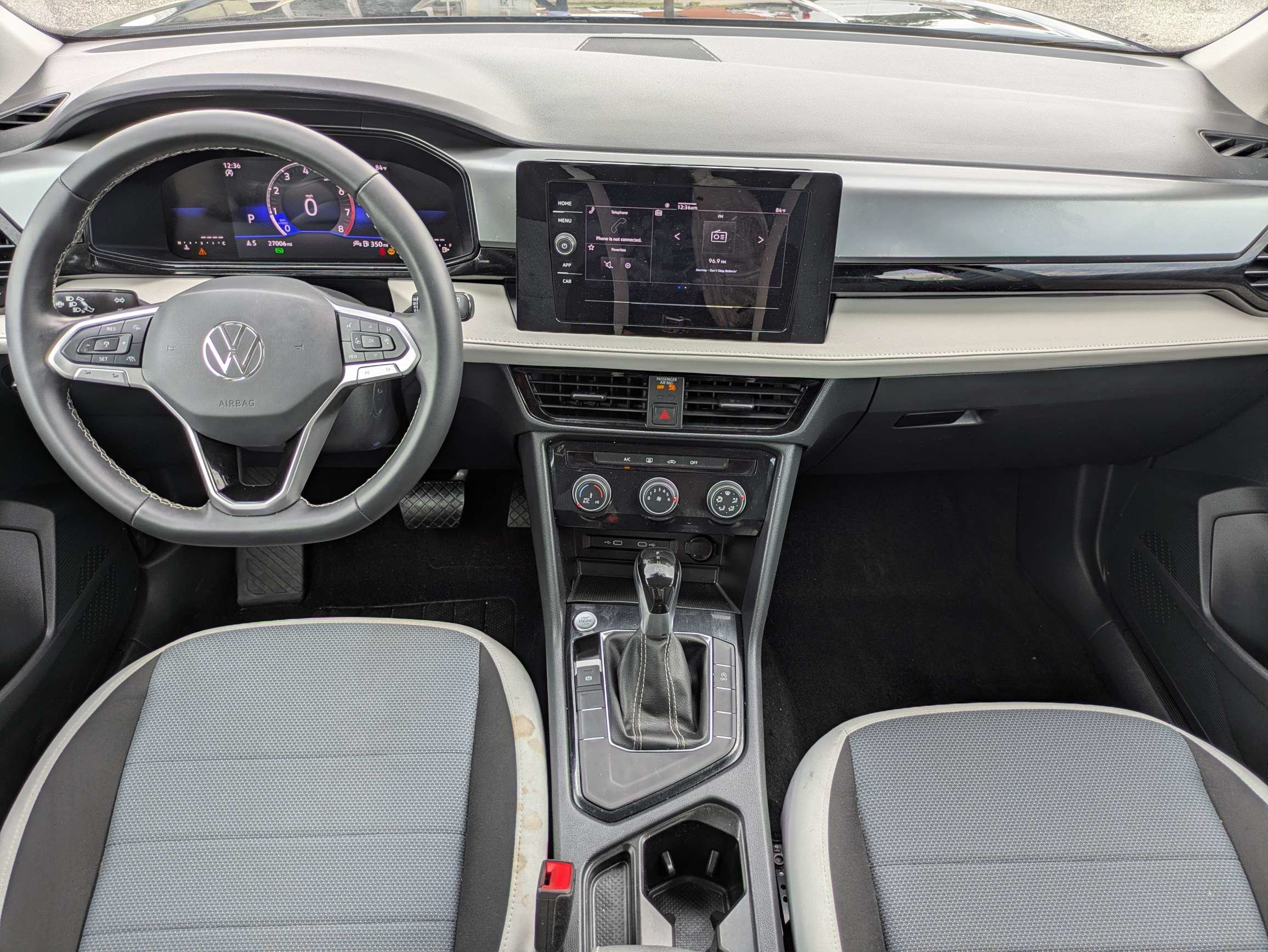 Used 2025 Volkswagen Taos S FWD image 15