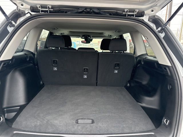 Used 2024 Jeep Grand Cherokee Laredo X image 12