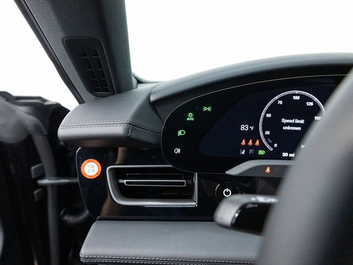 New 2026 Porsche Taycan 4S AWD/4WD image 31