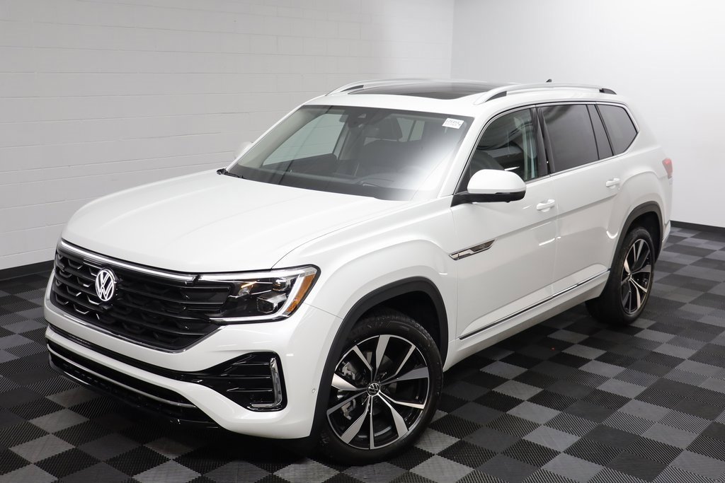New 2026 Volkswagen Atlas SEL Premium R-Line image 2