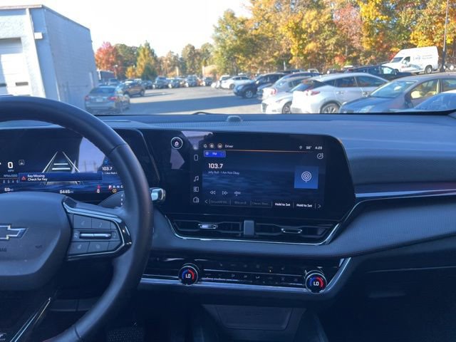 Used 2025 Chevrolet Equinox RS w/ Safety and Technology Package image 16