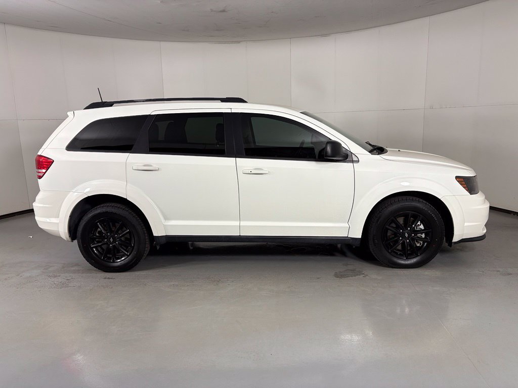 Used 2020 Dodge Journey SE w/ SE Popular Equipment Group FWD image 8