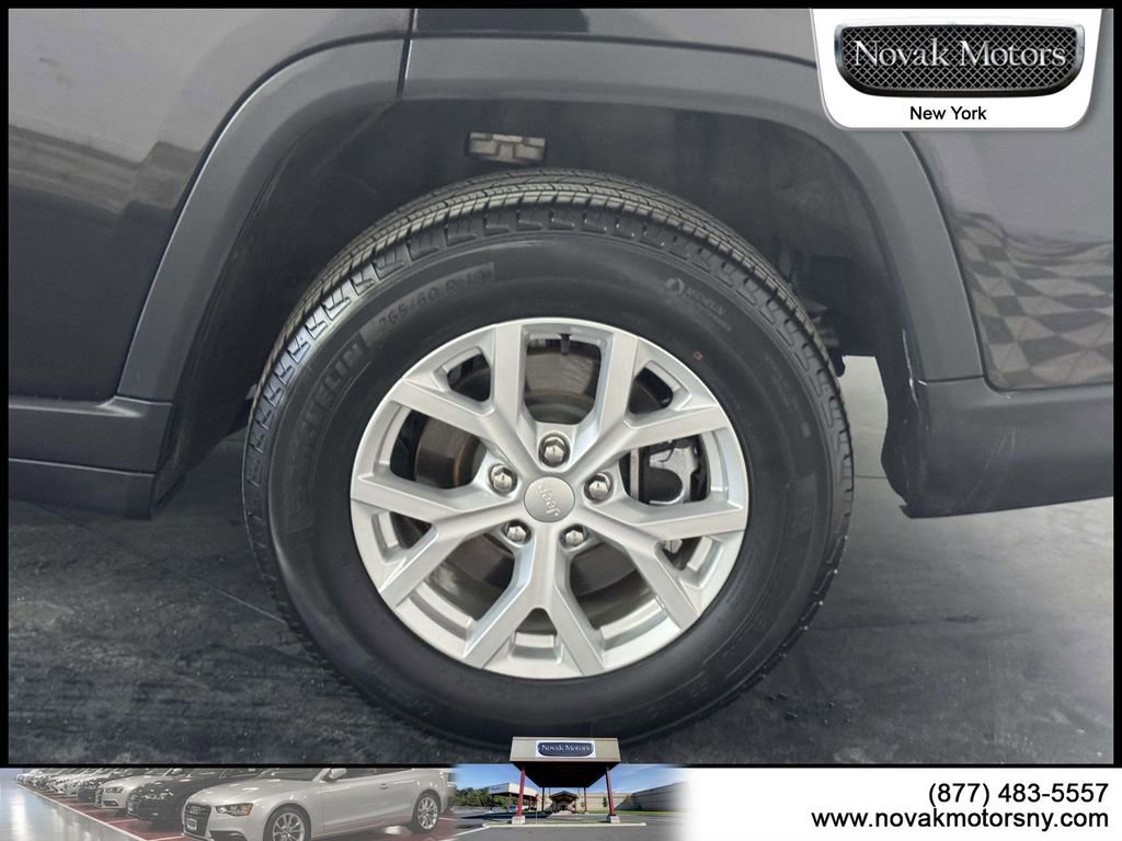 Used 2023 Jeep Grand Cherokee L Limited image 8