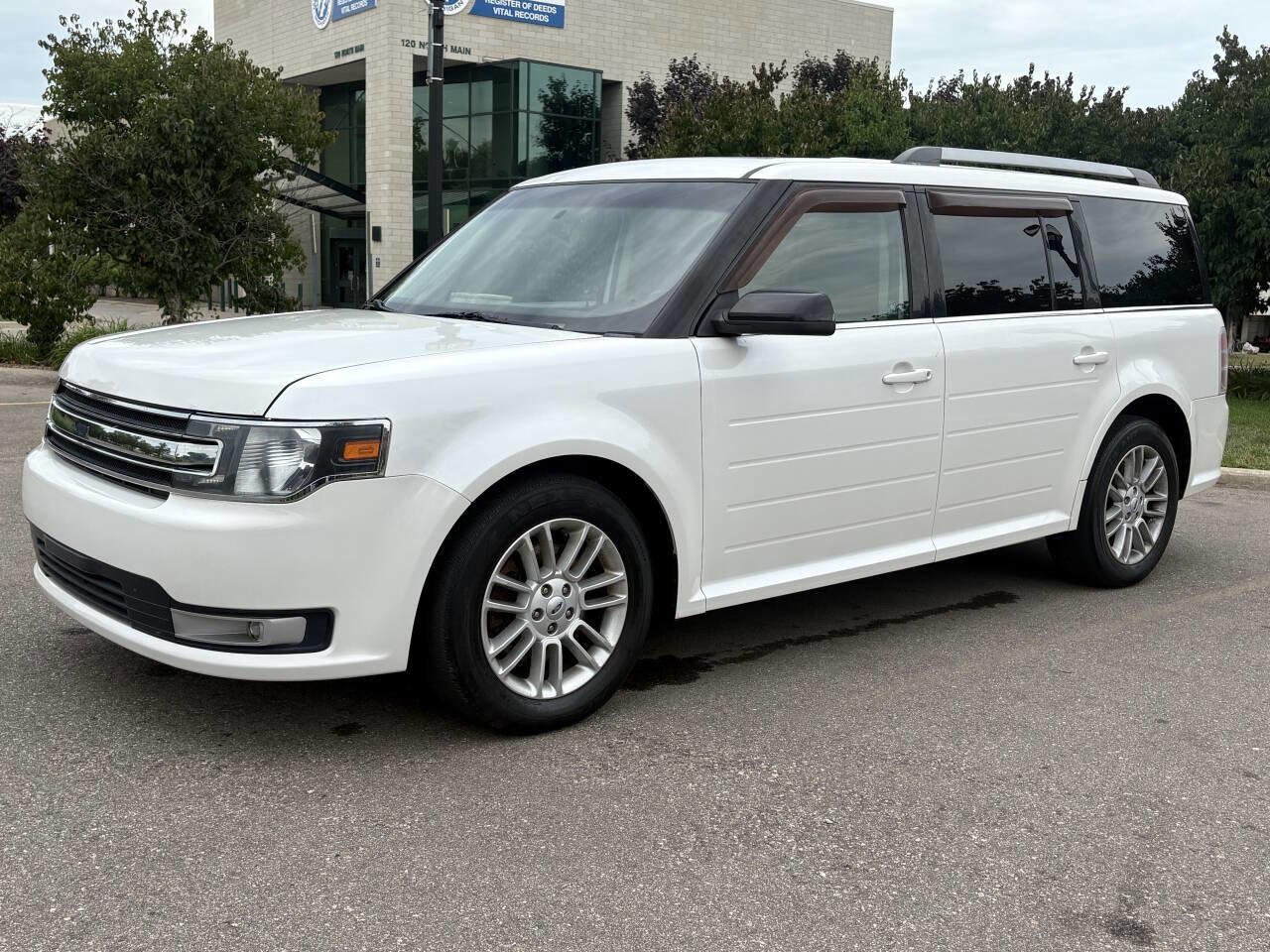 Used 2013 Ford Flex SEL w/ Class III Trailer Tow Pkg image 22