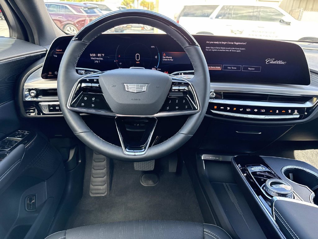 New 2026 Cadillac Lyriq Luxury RWD image 17