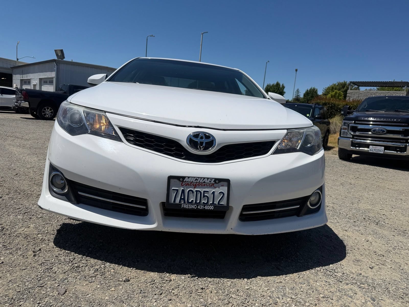 Used 2014 Toyota Camry SE FWD image 8
