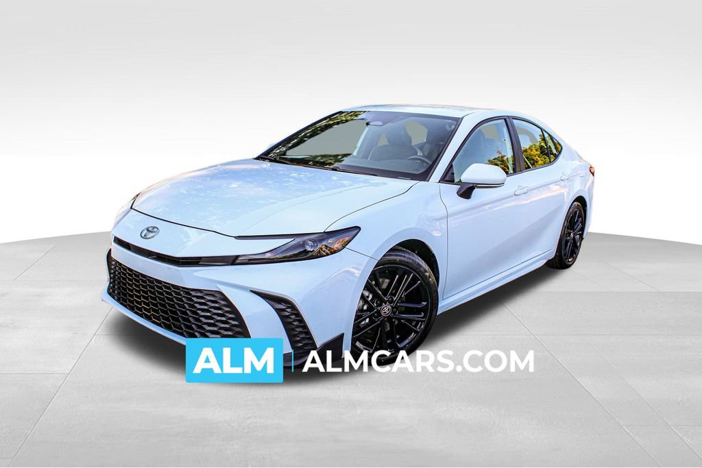 Used 2025 Toyota Camry SE