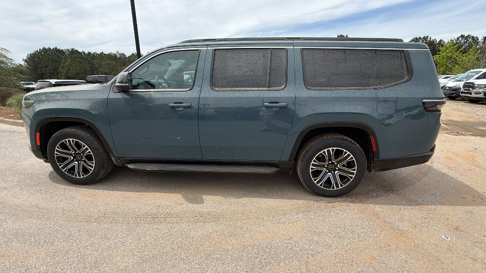 New 2026 Jeep Grand Wagoneer L 4WD image 11