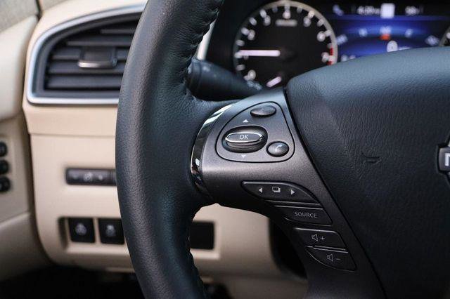 Used 2024 Nissan Murano SL image 13