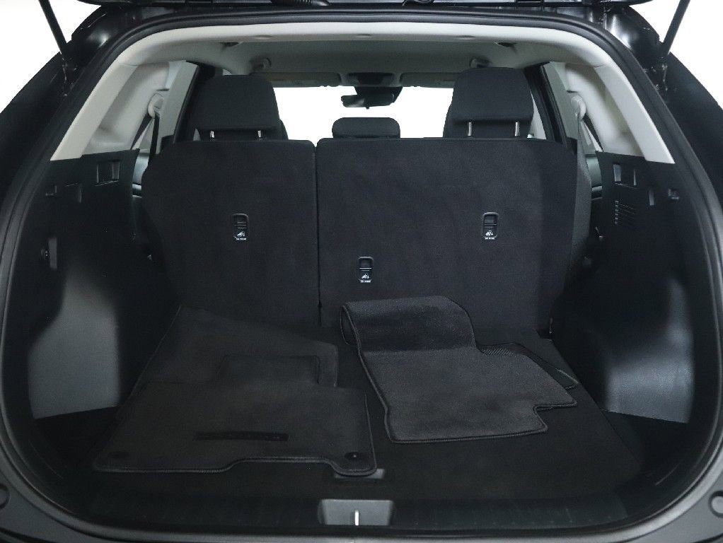 Used 2025 Kia Sportage LX AWD/4WD image 32