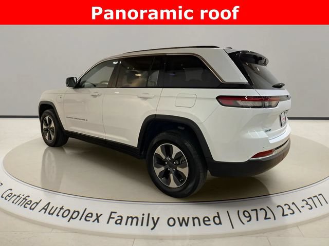 Used 2022 Jeep Grand Cherokee Limited 4xe w/ Luxury Tech Group II AWD/4WD image 3