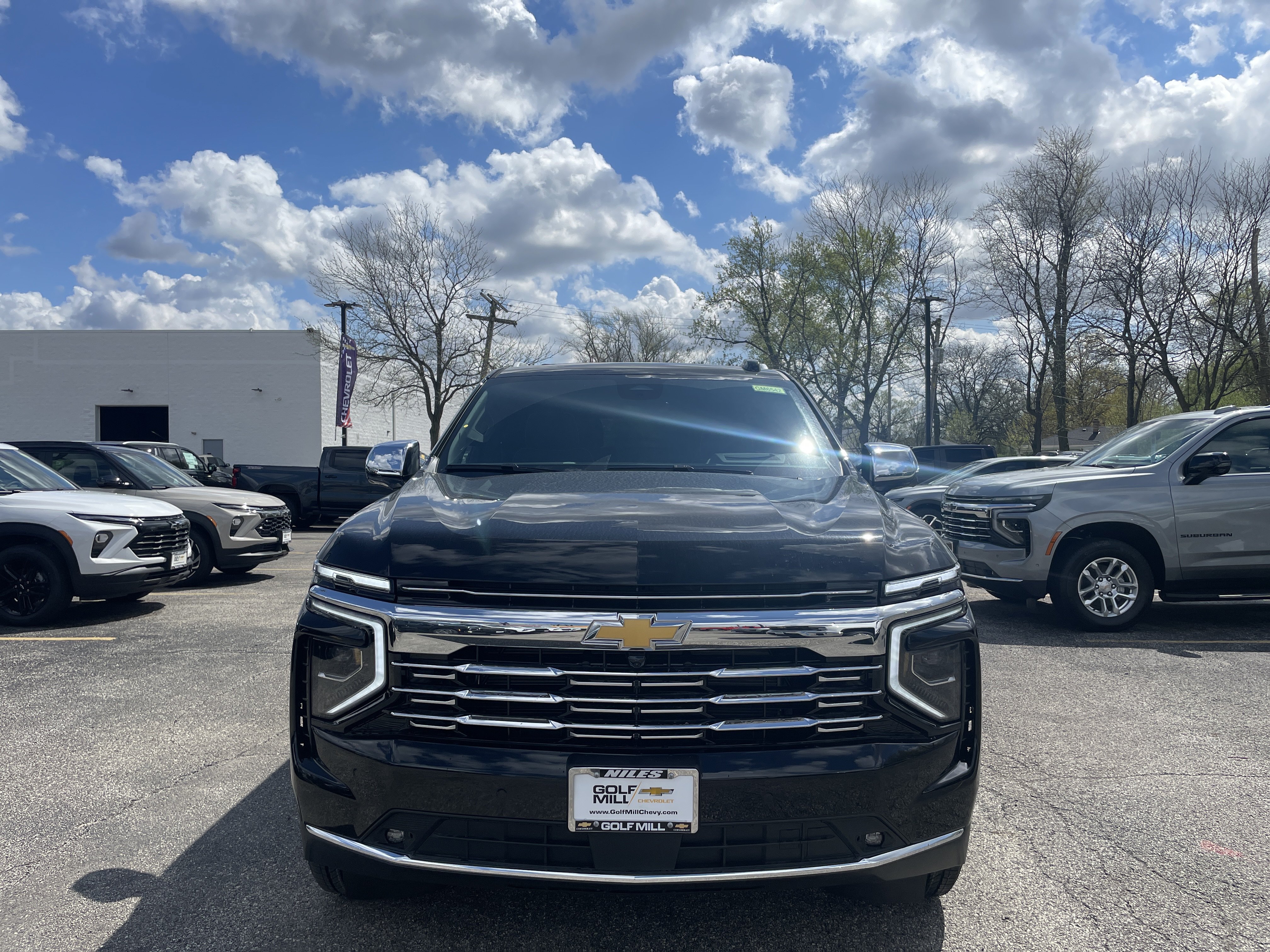 New 2026 Chevrolet Tahoe Premier AWD/4WD image 2
