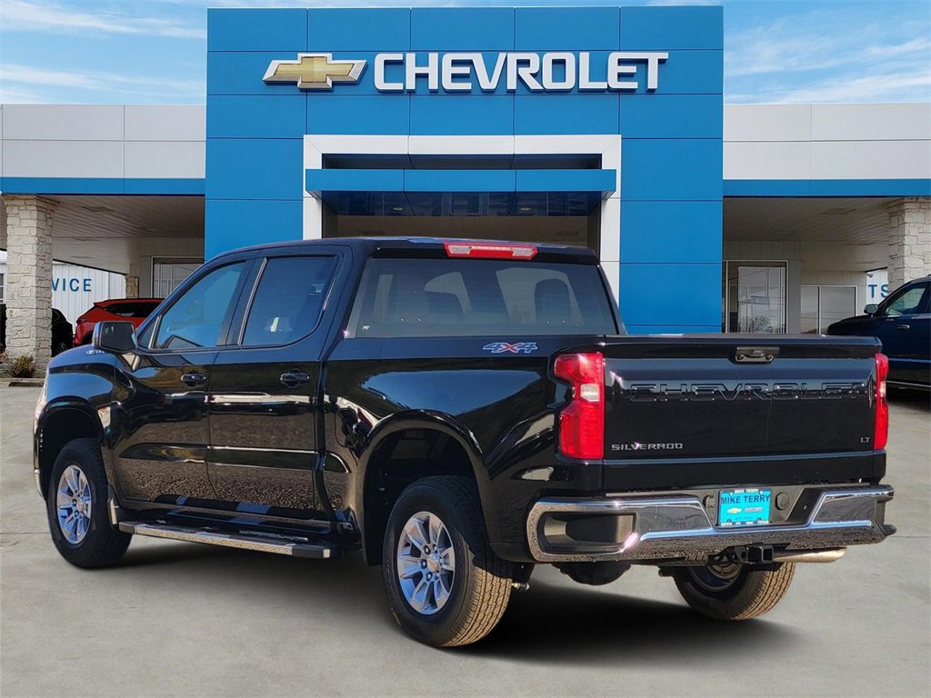 New 2026 Chevrolet Silverado 1500 LT image 3