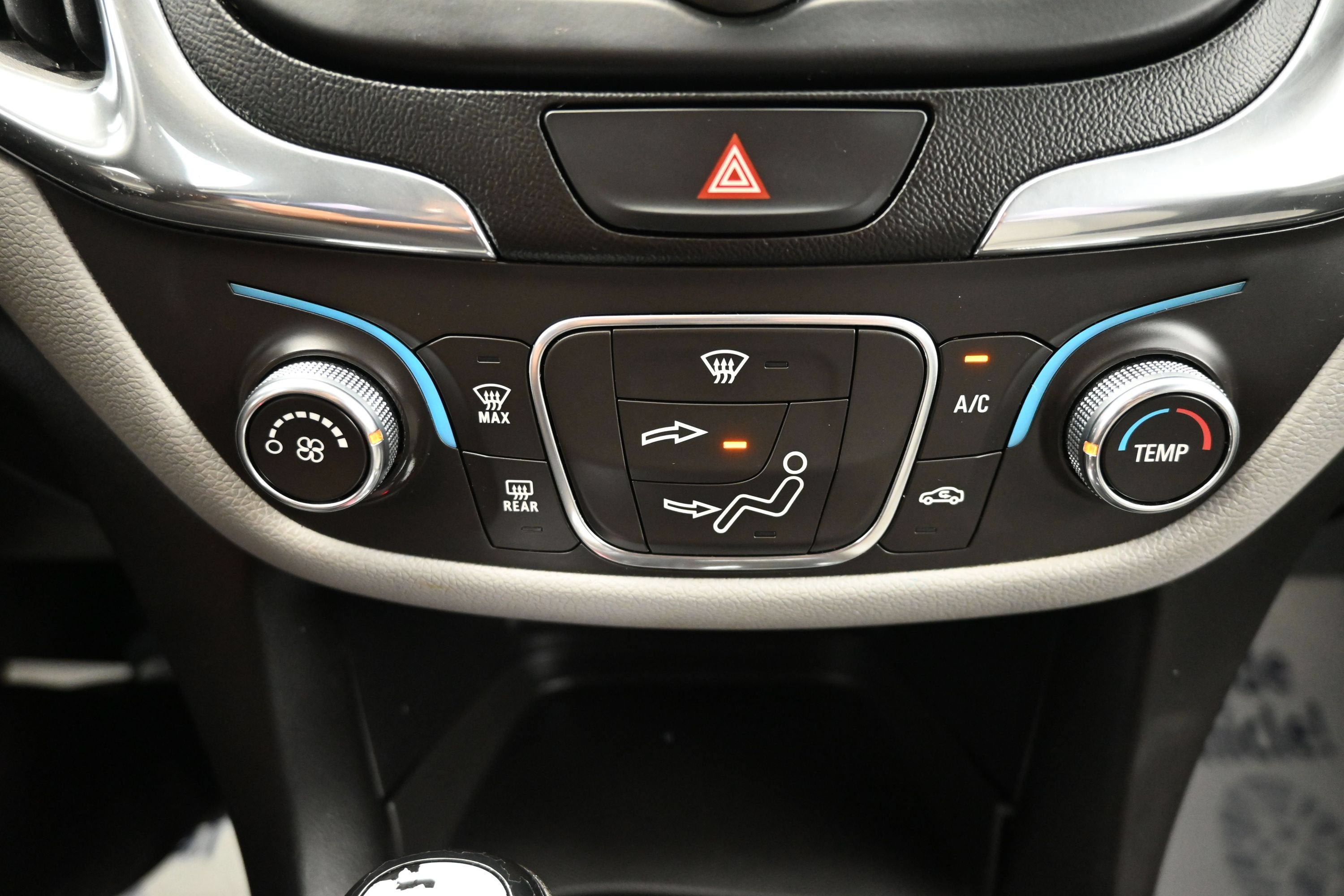 Used 2018 Chevrolet Equinox LS FWD image 17