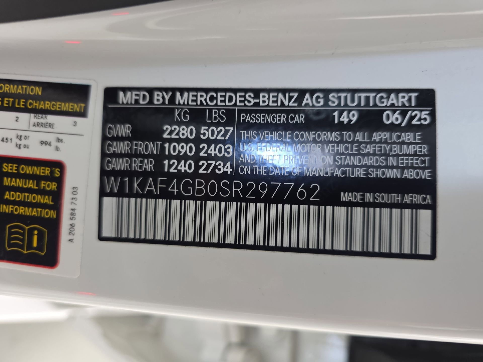 Used 2025 Mercedes-Benz C 300 Sedan image 34