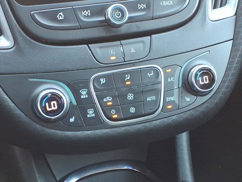 Used 2024 Chevrolet Malibu LT image 11