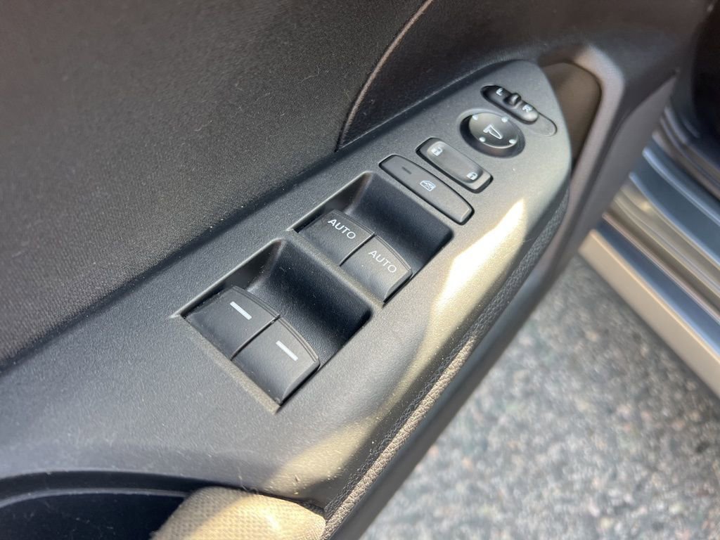 Used 2019 Honda Civic EX image 12