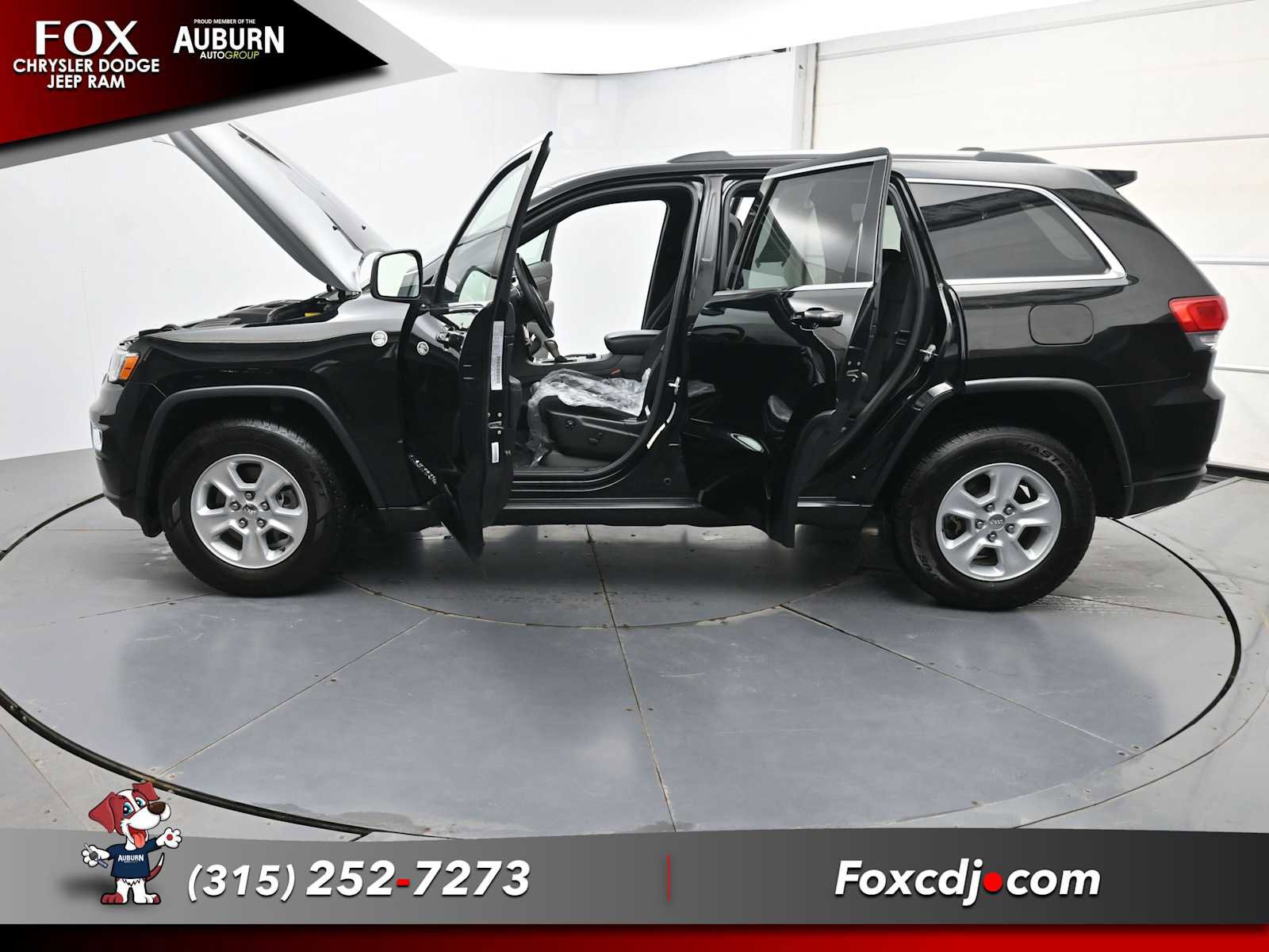 Used 2017 Jeep Grand Cherokee Laredo w/ Quick Order Package 23E AWD/4WD image 39