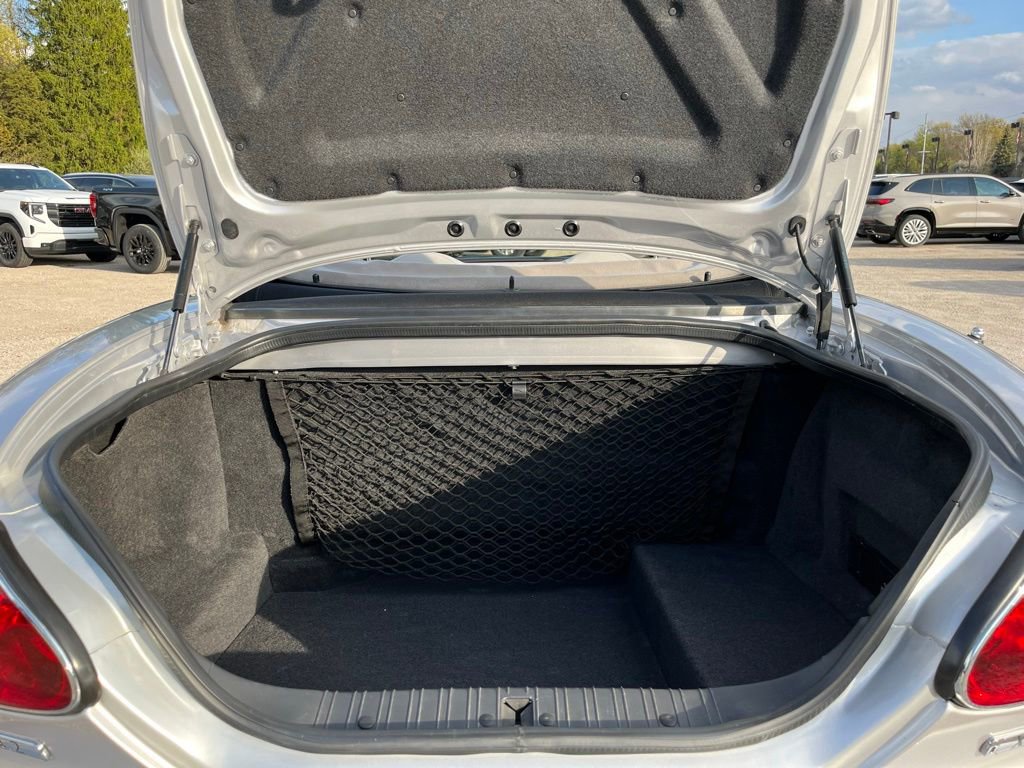 Used 2004 Jaguar XK8 Convertible RWD image 13