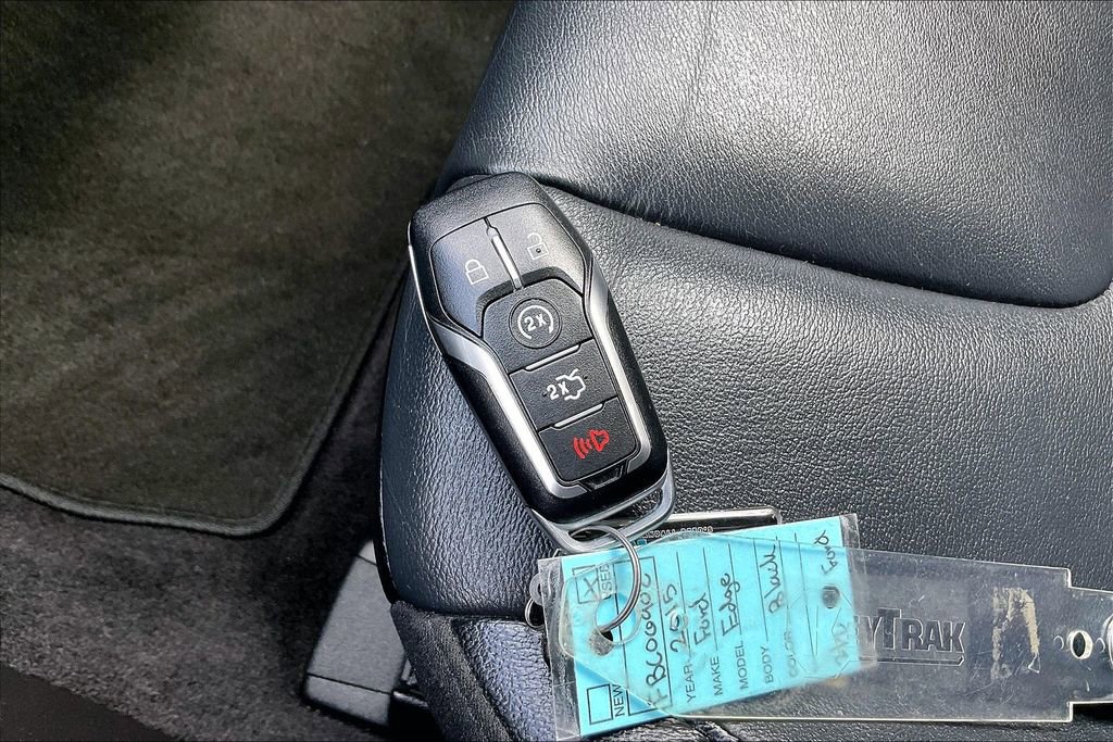 Used 2015 Ford Edge Titanium w/ Technology Package image 36