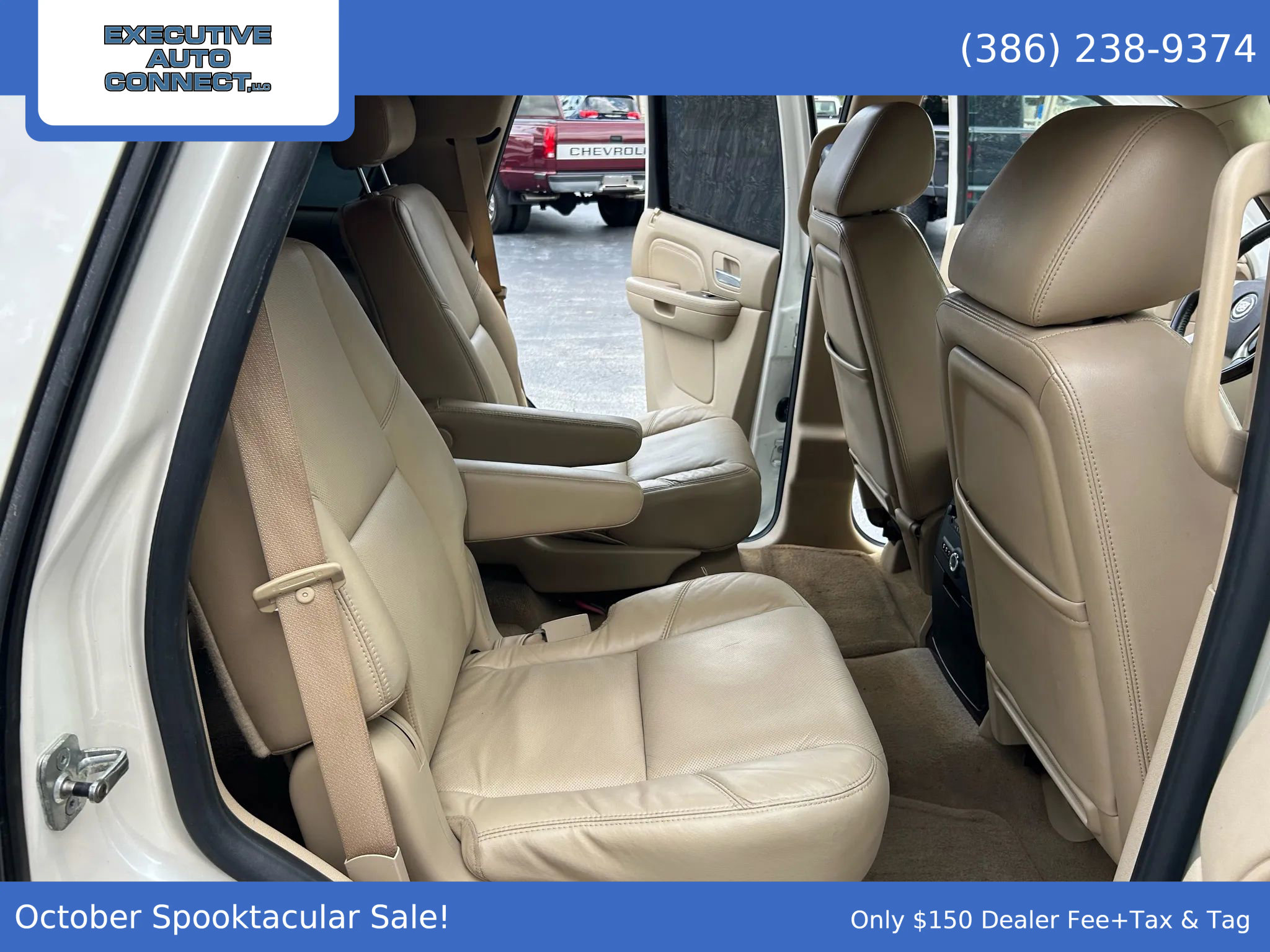 Used 2010 Cadillac Escalade AWD image 15
