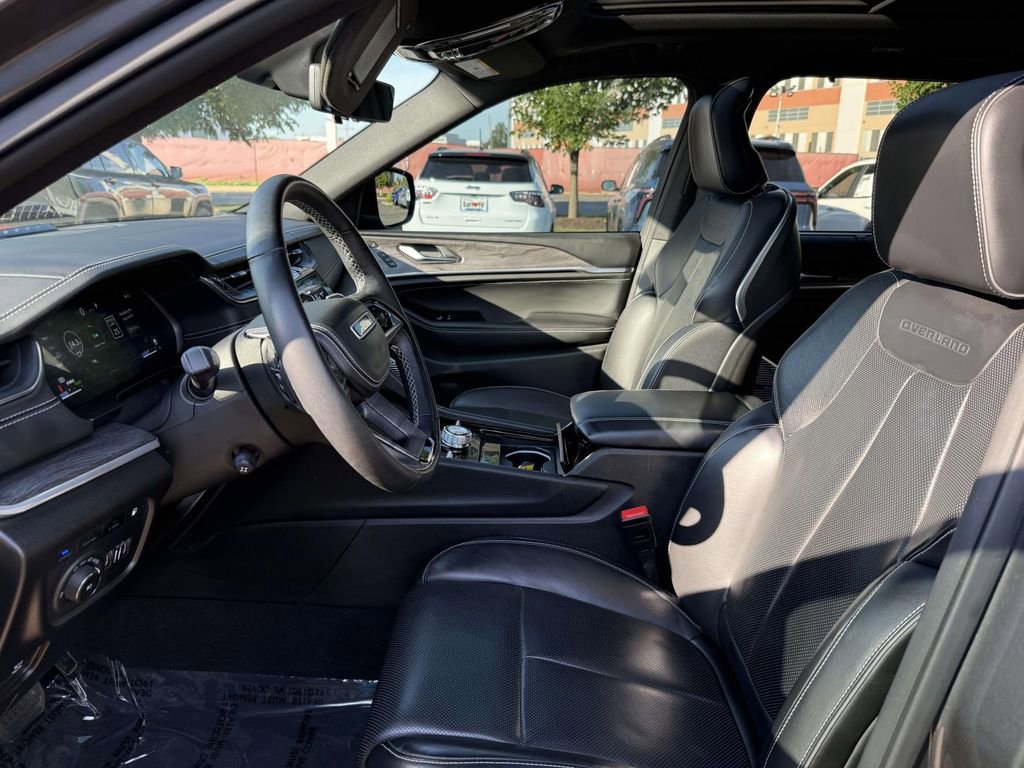 Certified 2023 Jeep Grand Cherokee Overland w/ Advanced Protech Group III AWD/4WD image 15