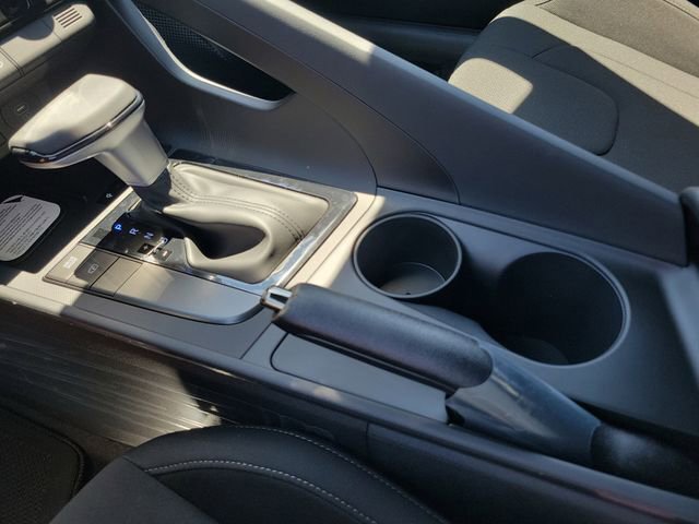 New 2026 Hyundai Elantra Sport FWD image 16