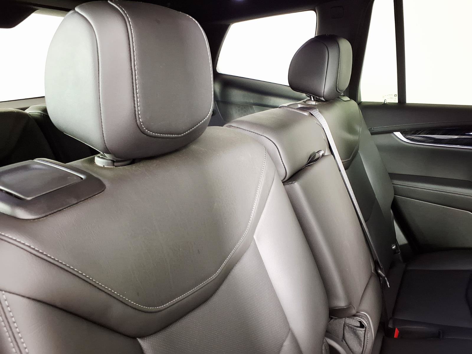 Certified 2023 Cadillac XT6 Premium Luxury w/ Technology Package FWD image 12