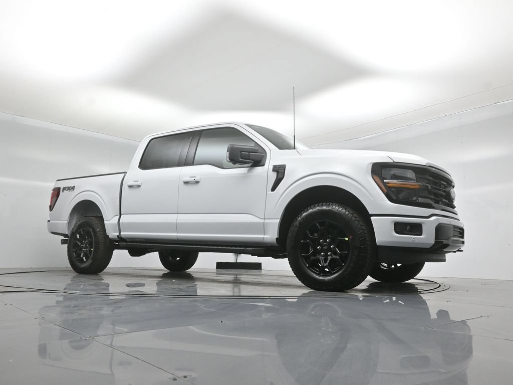 New 2026 Ford F150 XLT w/ Equipment Group 302A MID AWD/4WD image 3