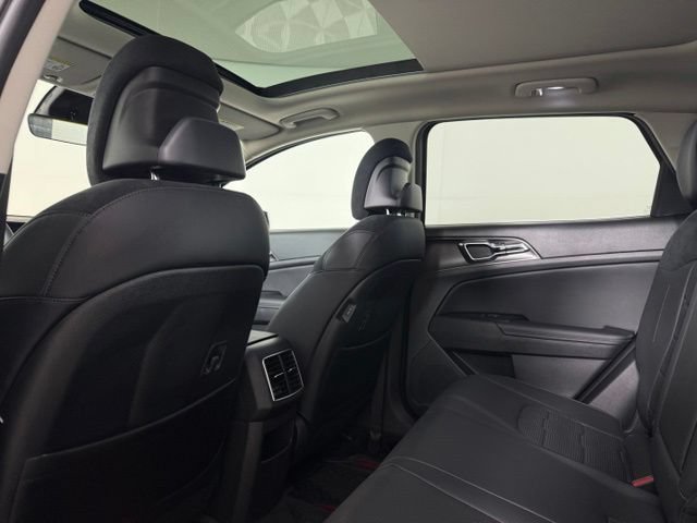 Used 2026 Kia Sportage SX Prestige AWD/4WD image 32