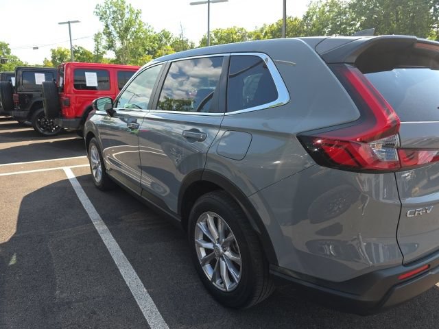 Used 2024 Honda CR-V EX image 15