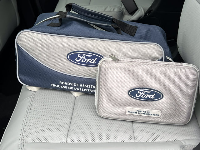 New 2027 Ford Explorer Platinum w/ LUX Leather Package AWD/4WD image 6