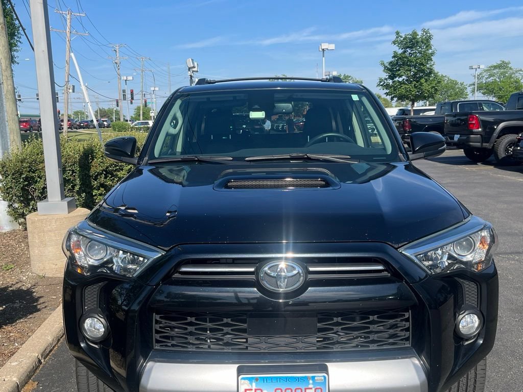 Used 2020 Toyota 4Runner TRD Off-Road Premium w/ Moonroof Package AWD/4WD image 2