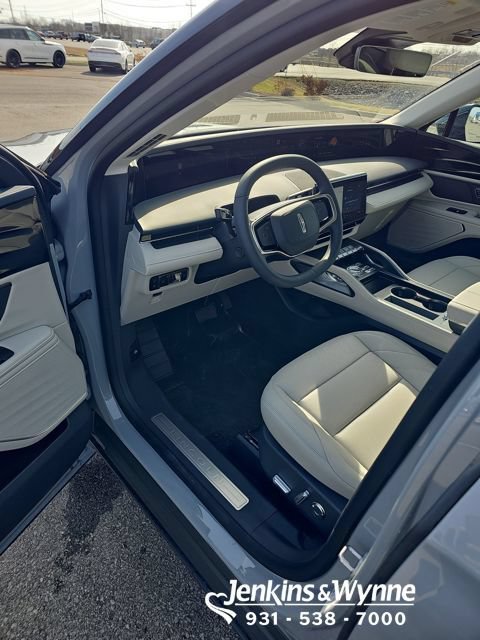 New 2026 Lincoln Nautilus Premier AWD/4WD image 5
