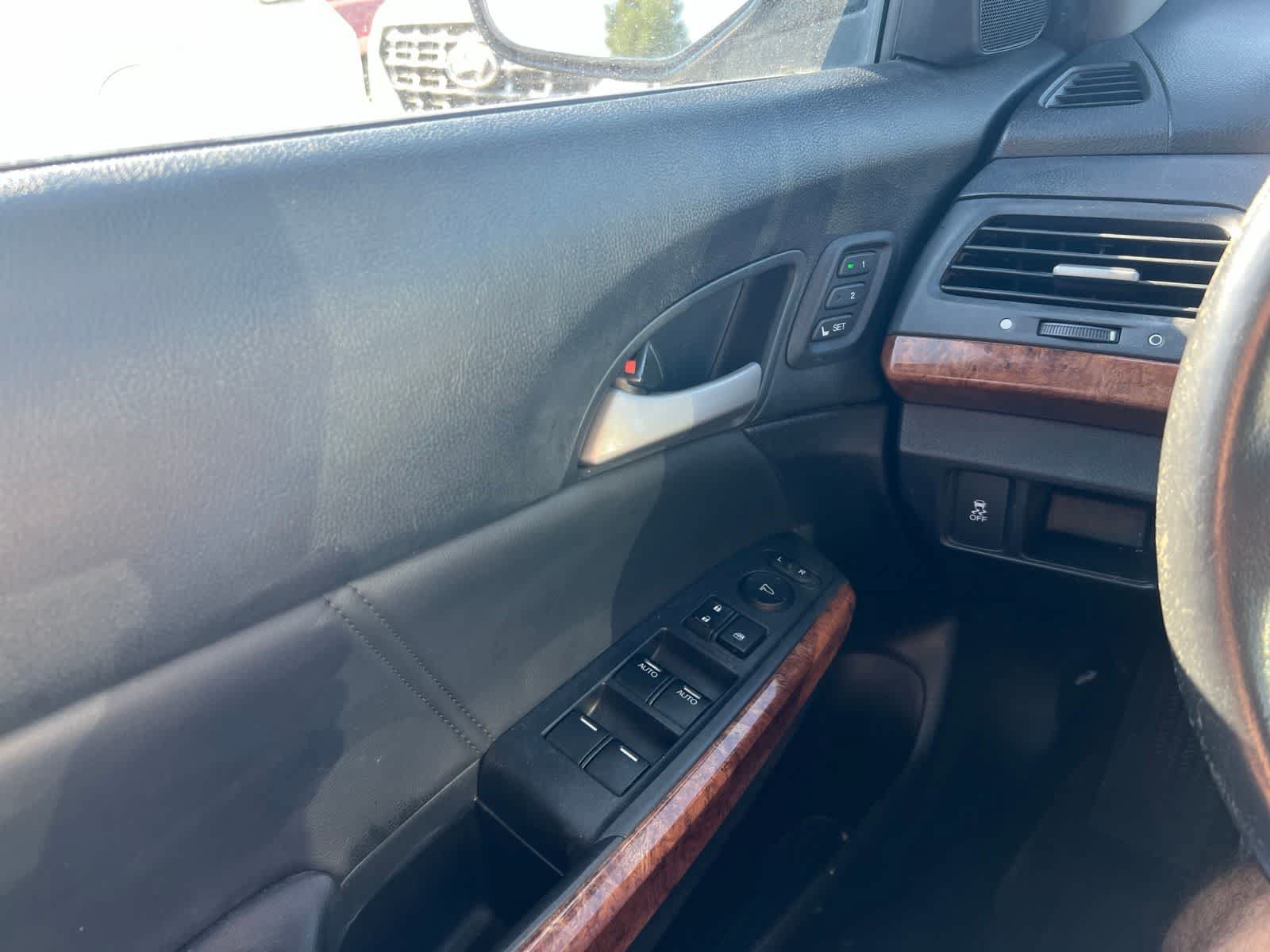 Used 2012 Honda Accord EX-L image 24