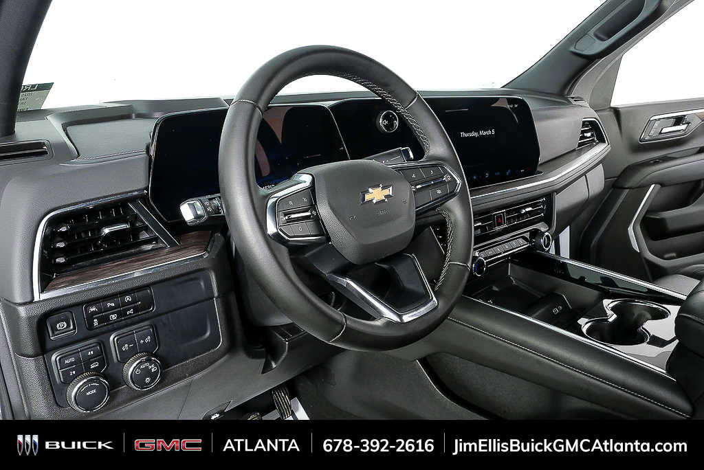 Used 2025 Chevrolet Tahoe LT AWD/4WD image 4