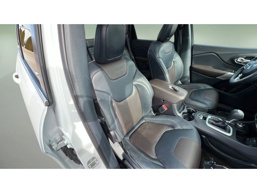 Used 2018 Jeep Cherokee Limited w/ Trailer Tow Group image 32