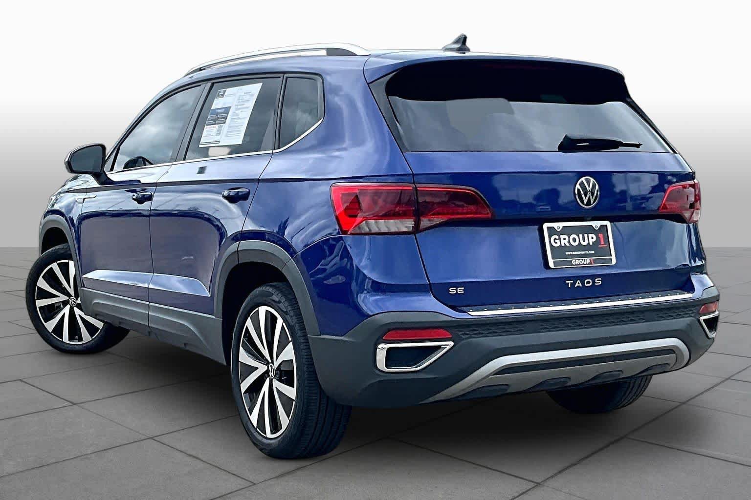Used 2022 Volkswagen Taos SE FWD image 11