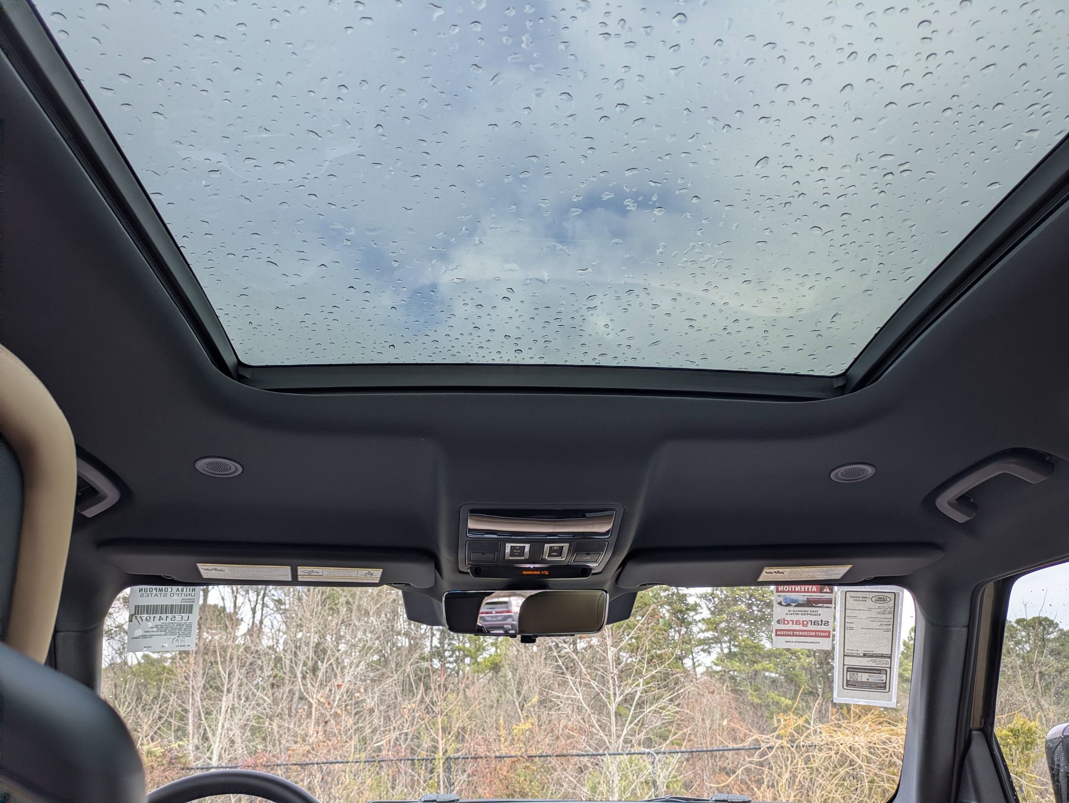 New 2026 Land Rover Defender 110 X-Dynamic SE image 26