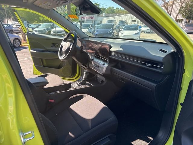 Used 2025 Hyundai Kona SEL image 25