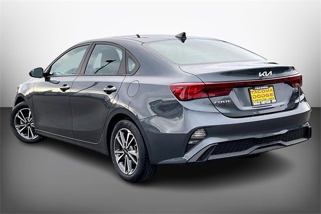 Used 2023 Kia Forte LXS image 12