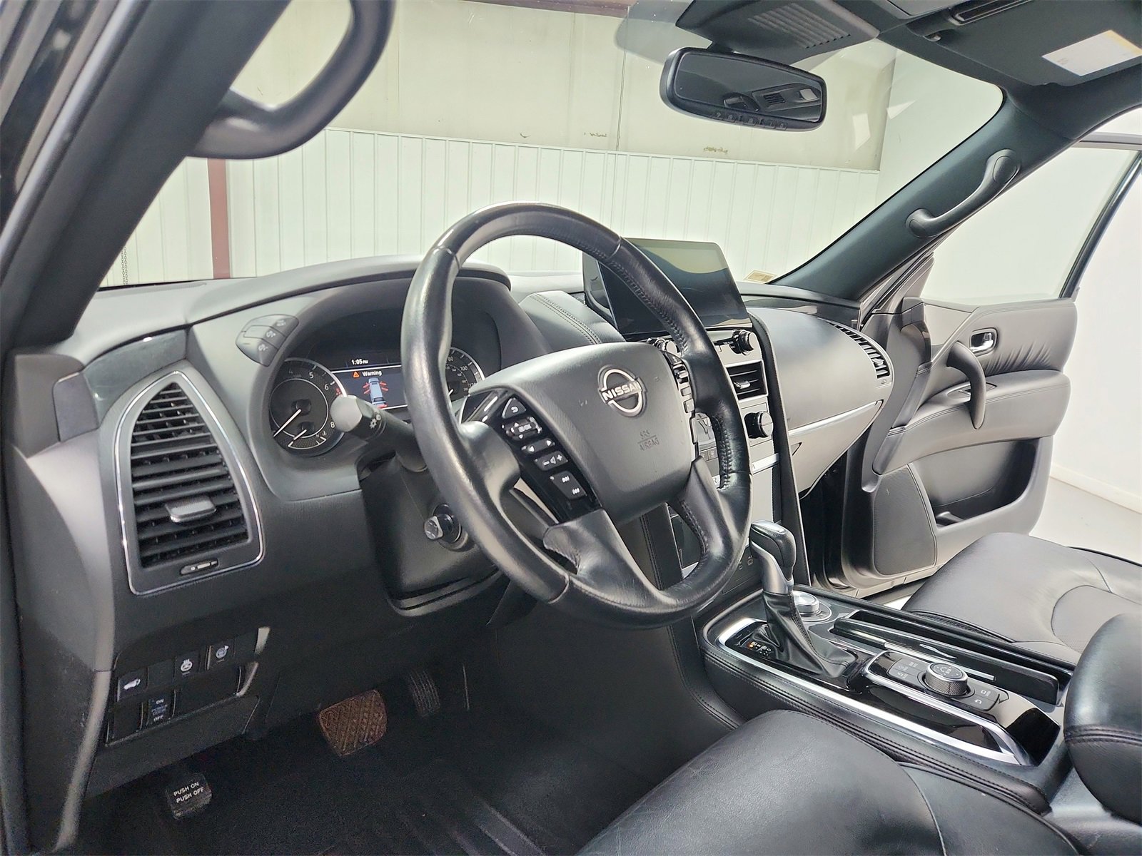 Used 2023 Nissan Armada SL w/ Midnight Edition Package image 18