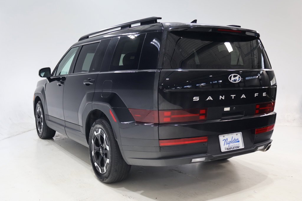 Used 2026 Hyundai Santa Fe SEL FWD image 5