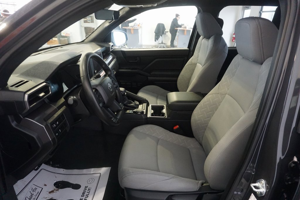 Used 2025 Toyota Tacoma SR5 image 17