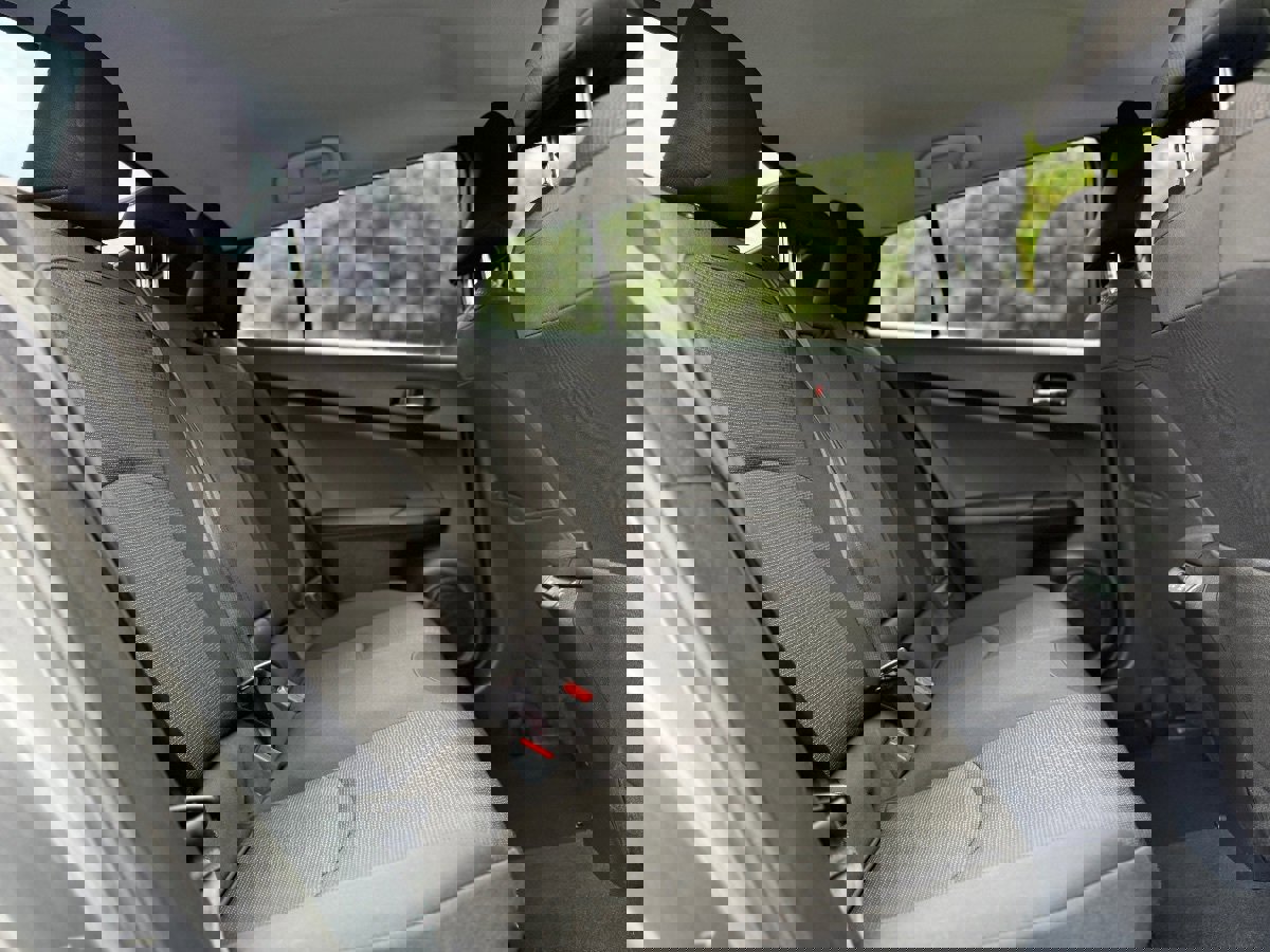 Used 2021 Toyota Prius LE w/ Carpet Mat Package (TMS) FWD image 14