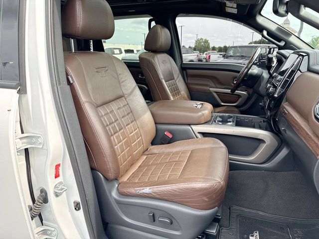 Used 2021 Nissan Titan Platinum Reserve w/ Moonroof Package AWD/4WD image 25