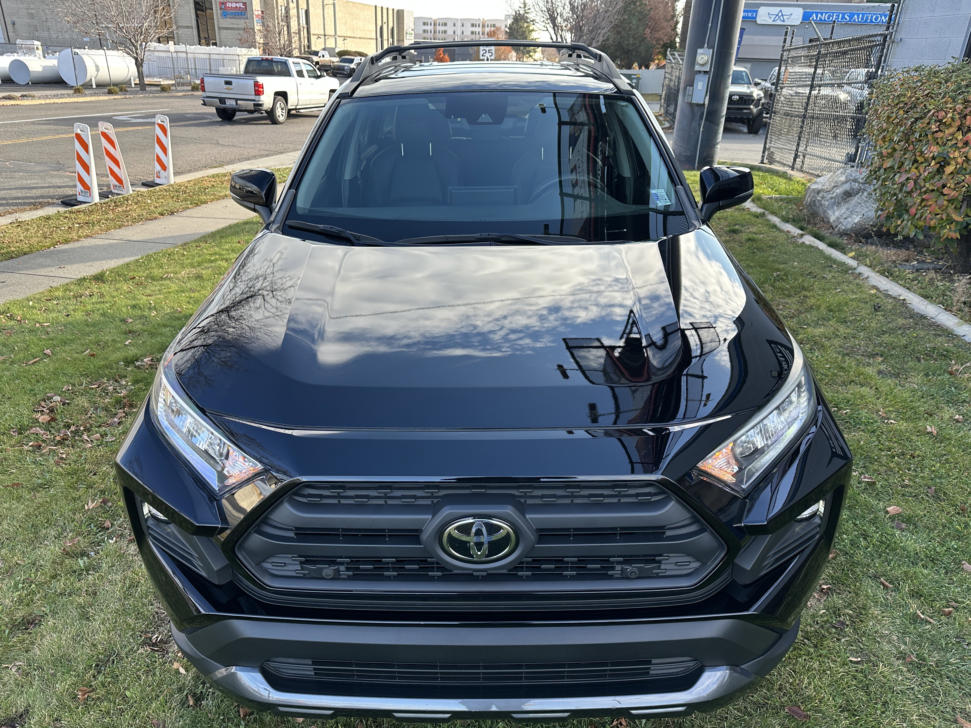 Used 2021 Toyota RAV4 TRD Off-Road image 12